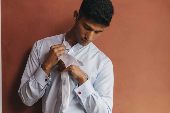 Neckband shirt and detachable collar