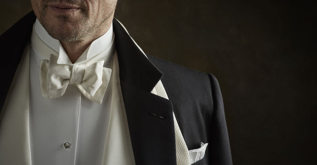 Wing collar dress shirt