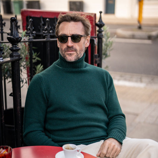 Plain Cashmere Roll Neck Jumper in Bottle Green