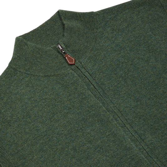 Collar and zip detail on Hunter green geelong wool full zip gilet