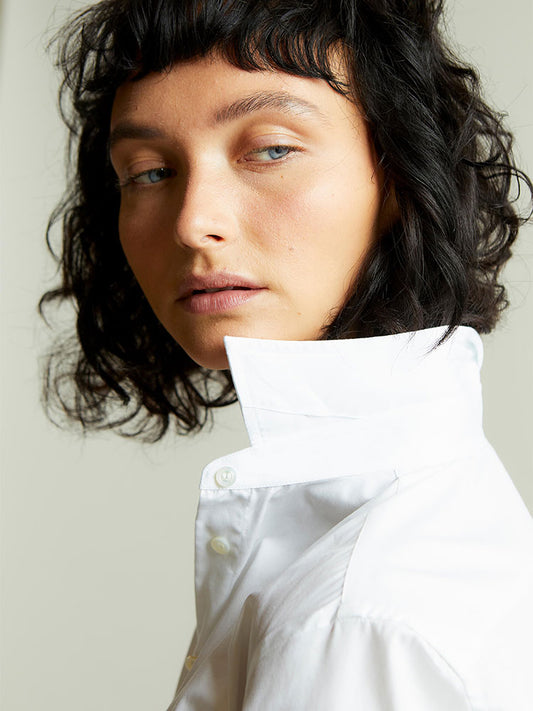 Budd shirtmakers women's white shirt in cotton poplin with turned up collar and a choice of double or button cuff