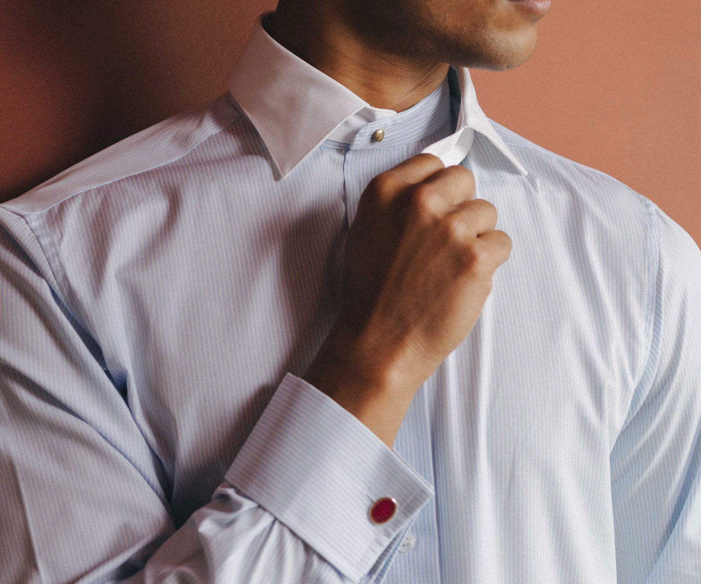 Detachable Collar on Shirt
