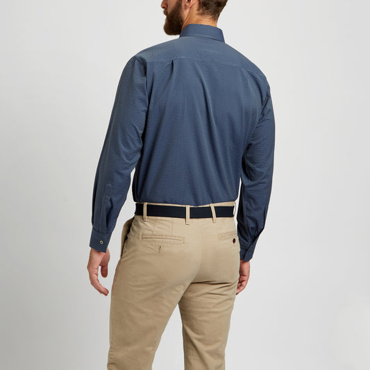 Casual Fit Seersucker Button Cuff Shirt in Navy on model back